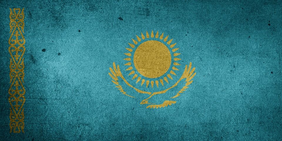Image: Etereuti, pixabay, cc0 Kazakhstan's national flag