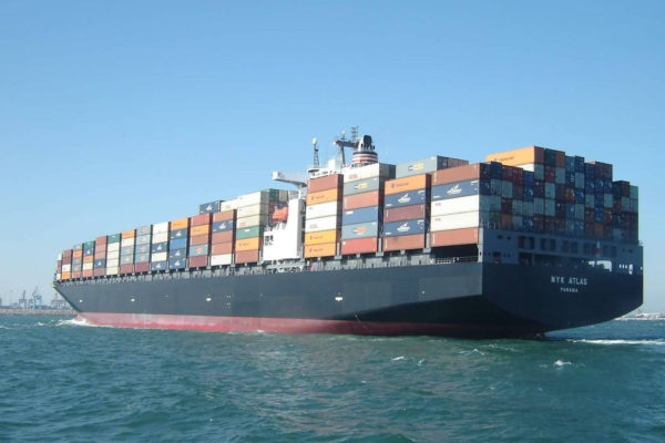 Image by (cc) pngcm03 Container ship