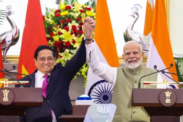 Pham Minh Chin and Narendra Modi.