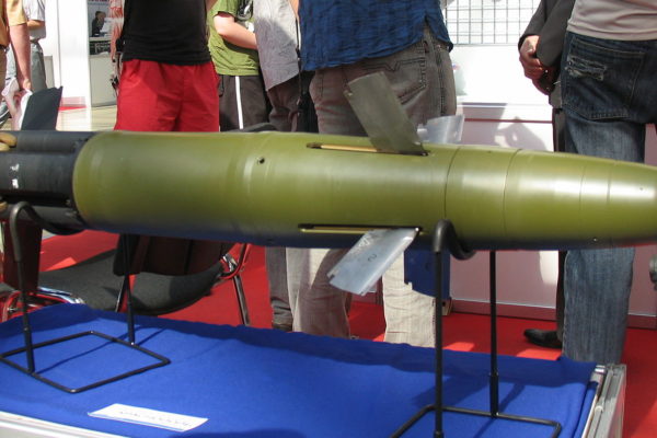 High-precision Krasnopol shell